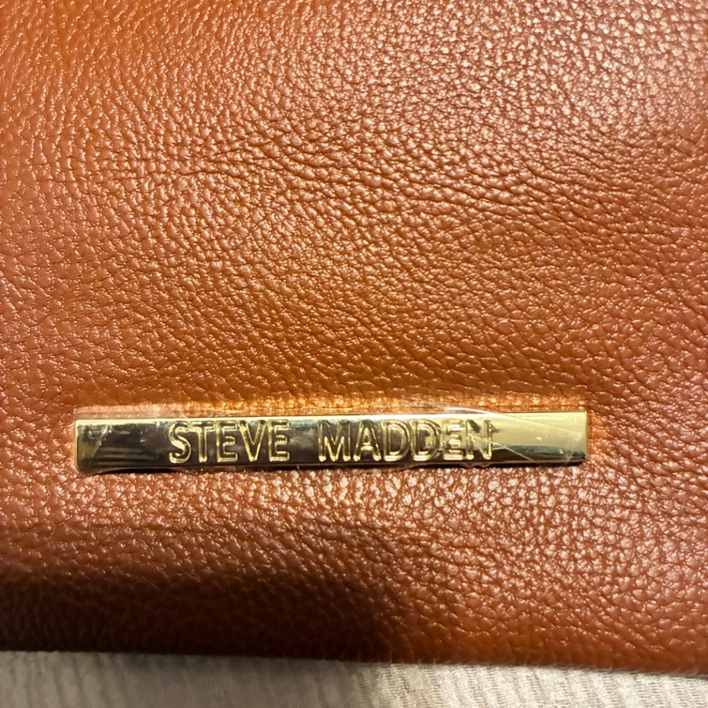 Back pack purse - Picture 5 of 5